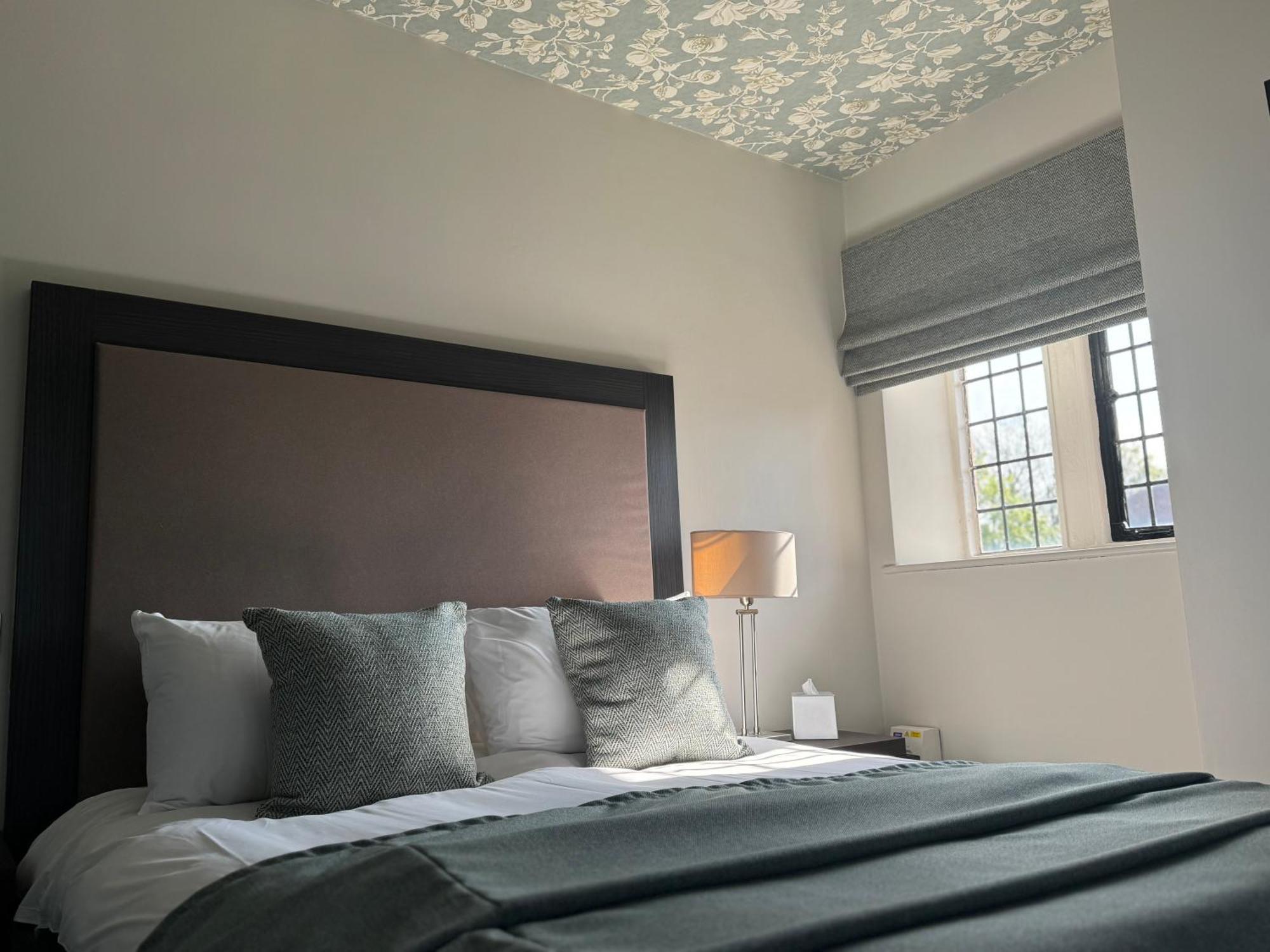 Abbey House Hotel Barrow-in-Furness Esterno foto