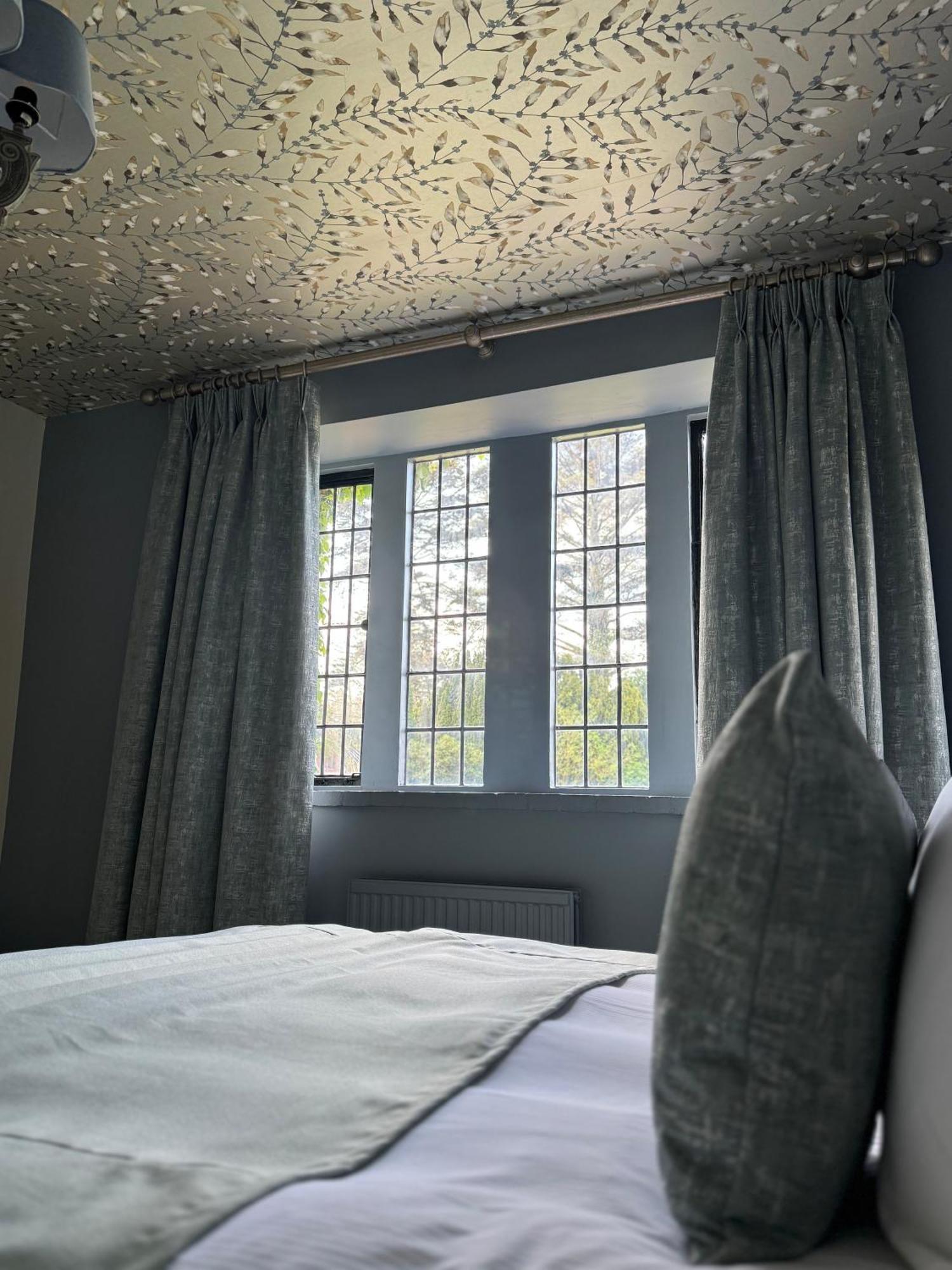 Abbey House Hotel Barrow-in-Furness Esterno foto