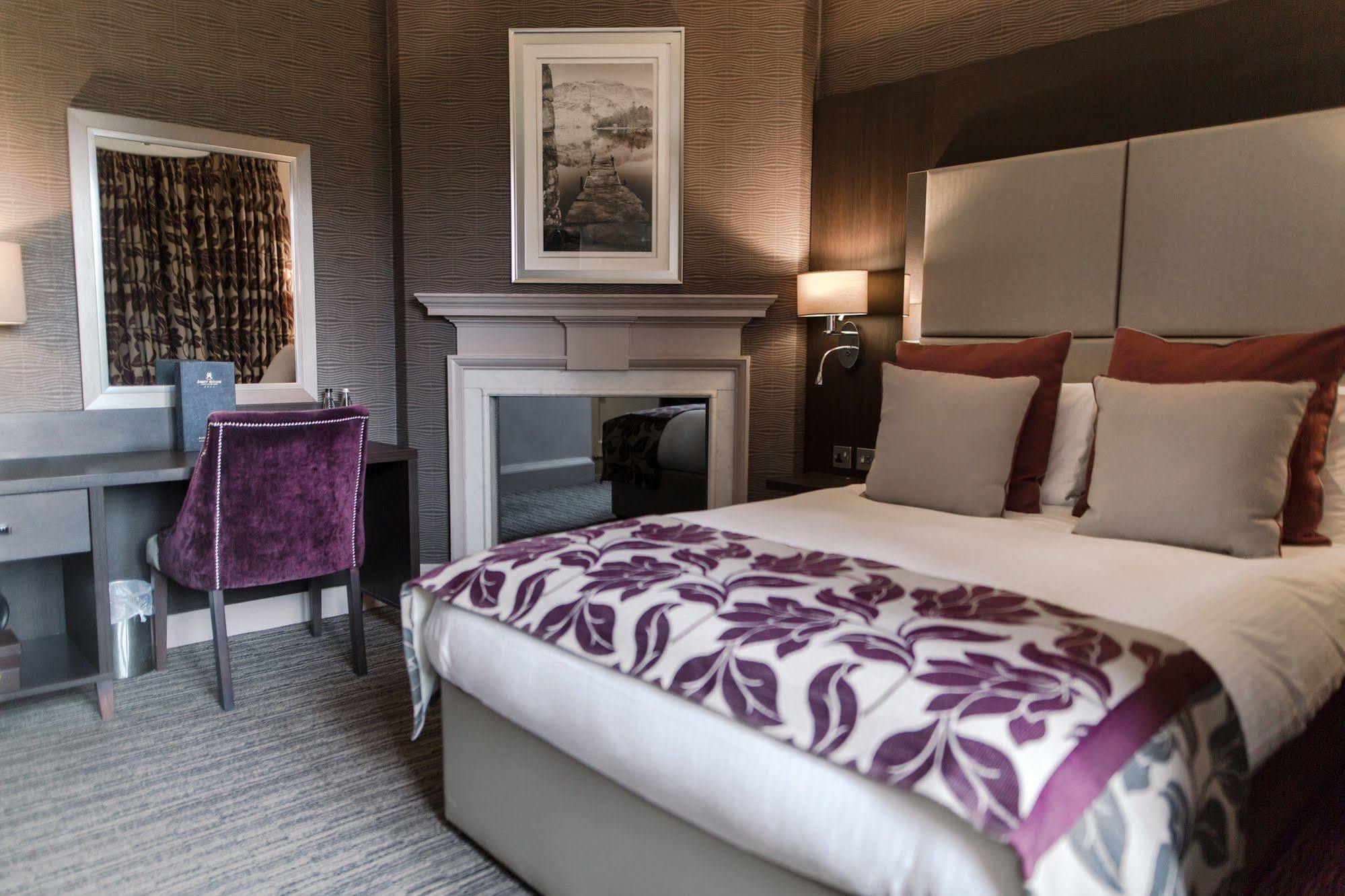 Abbey House Hotel Barrow-in-Furness Esterno foto