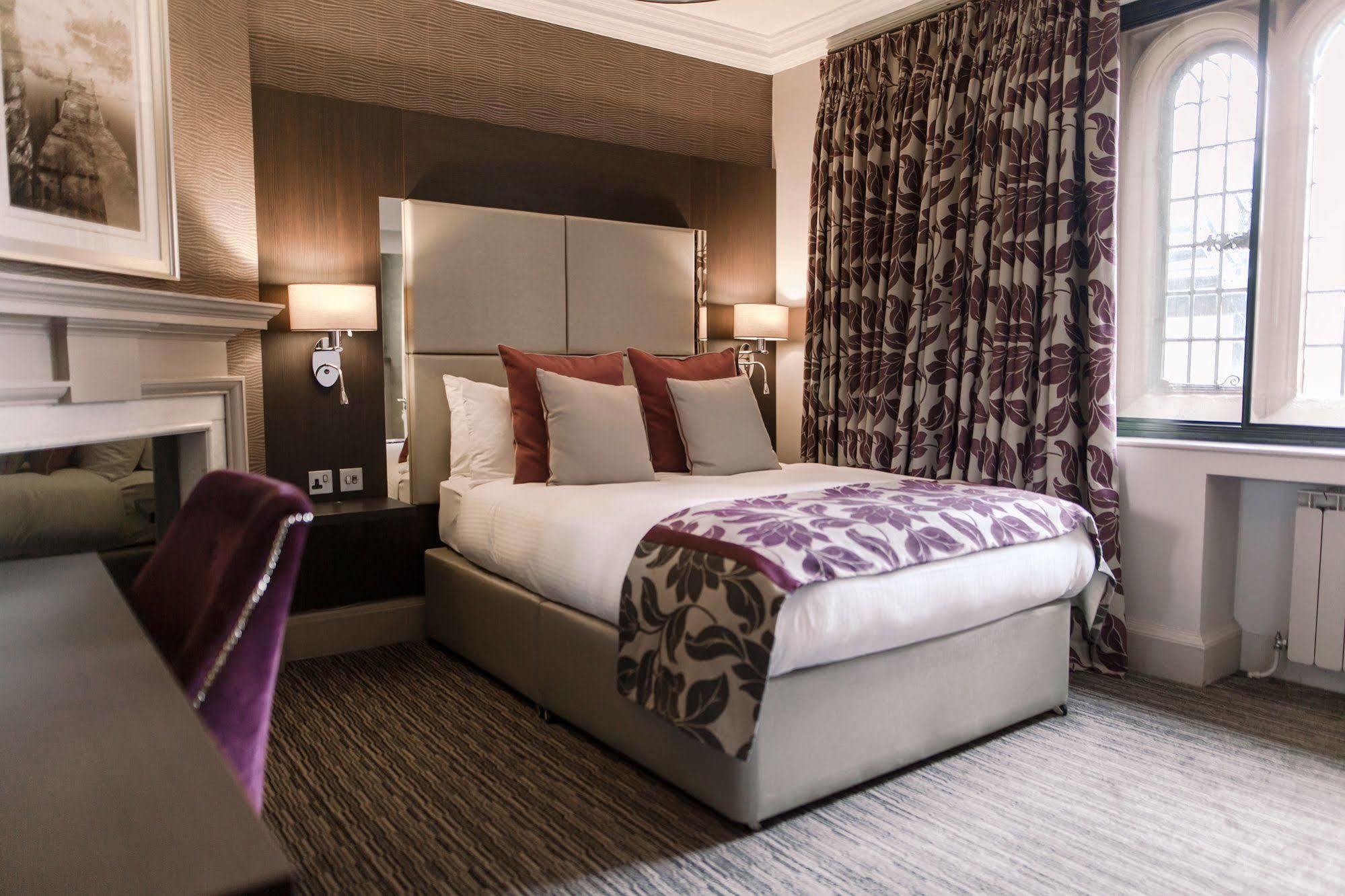 Abbey House Hotel Barrow-in-Furness Esterno foto